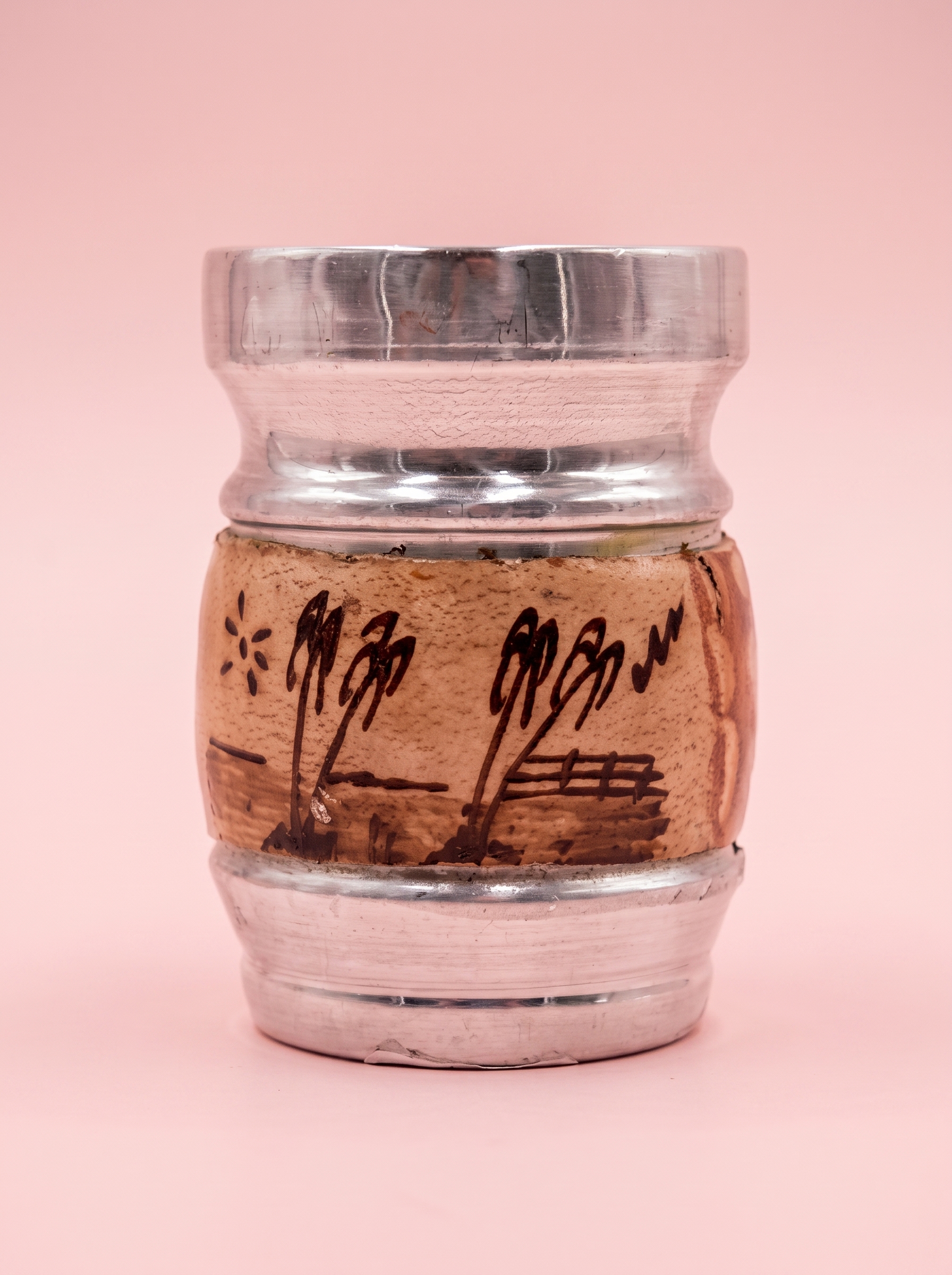 Guampa Mate de Cuero Barrigona con Boca de Aluminio